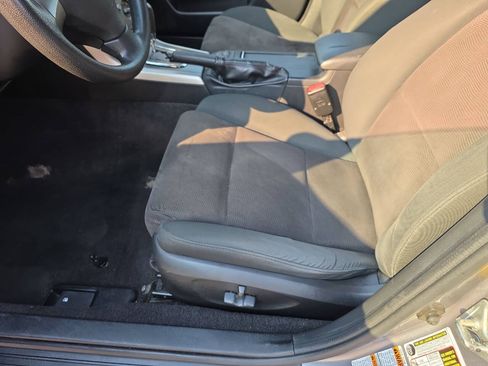 Used 2008 Subaru Outback 2.5i L.L. Bean AWD/4WD image 13