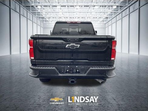 Used 2025 Chevrolet Silverado 2500 LT w/ Trail Boss Package image 7