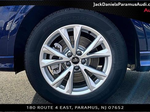 New 2025 Audi Q3 2.0T Premium image 11