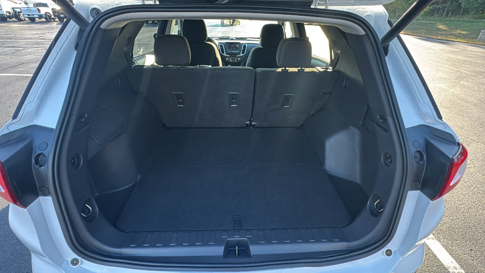 Used 2021 Chevrolet Equinox LT AWD/4WD image 30