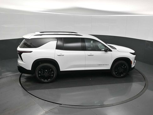 New 2026 Chevrolet Traverse LT image 17