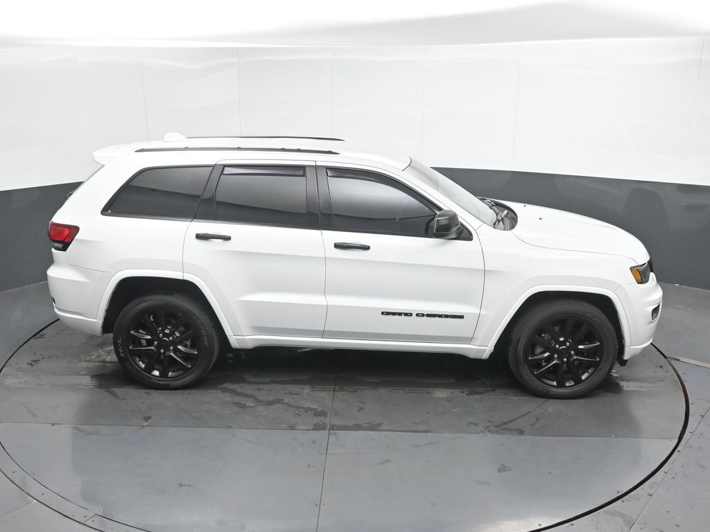 Used 2021 Jeep Grand Cherokee Laredo X AWD/4WD image 35