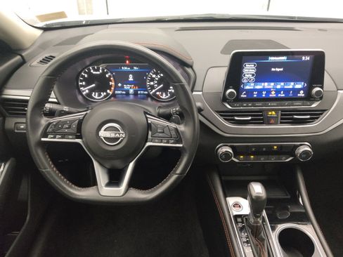 Used 2023 Nissan Altima 2.5 SR AWD/4WD image 22