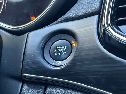 Used 2021 Jeep Grand Cherokee Limited X image 24