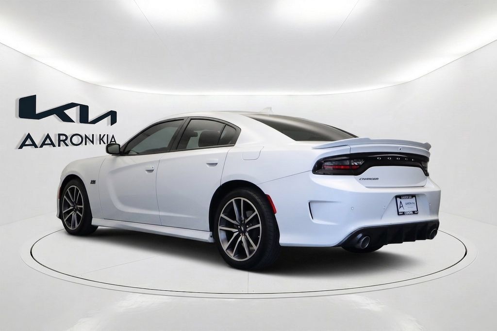 Used 2022 Dodge Charger R/T w/ Plus Group RWD image 7
