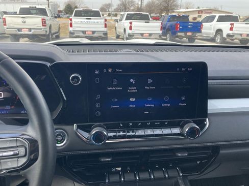 Used 2023 Chevrolet Colorado LT w/ LT Convenience Package II image 24