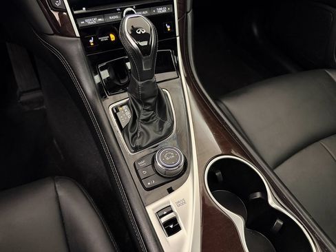 Used 2018 INFINITI Q50 Luxe w/ Essential Package (3.0T Luxe) AWD/4WD image 22
