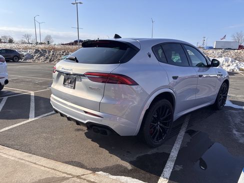 New 2026 Maserati Grecale Modena image 7