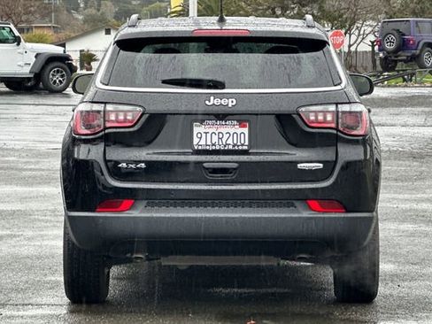 Used 2025 Jeep Compass Latitude w/ Convenience Group image 5