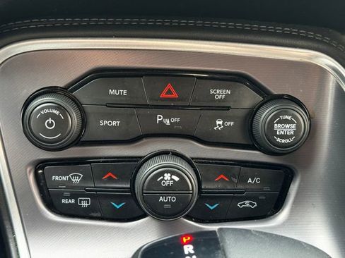 Certified 2019 Dodge Challenger SXT w/ Driver Convenience Group RWD image 35