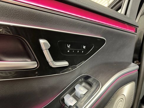 Used 2023 Mercedes-Benz S 500 4MATIC image 36