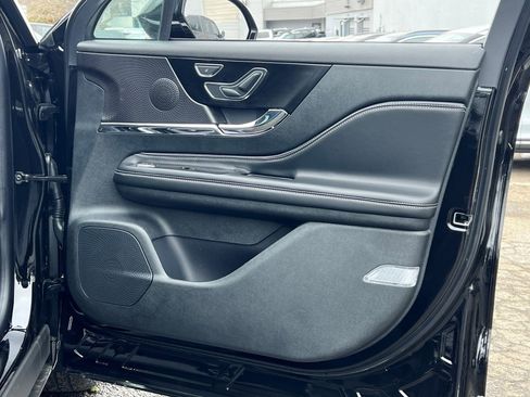 New 2026 Lincoln Corsair Reserve image 7