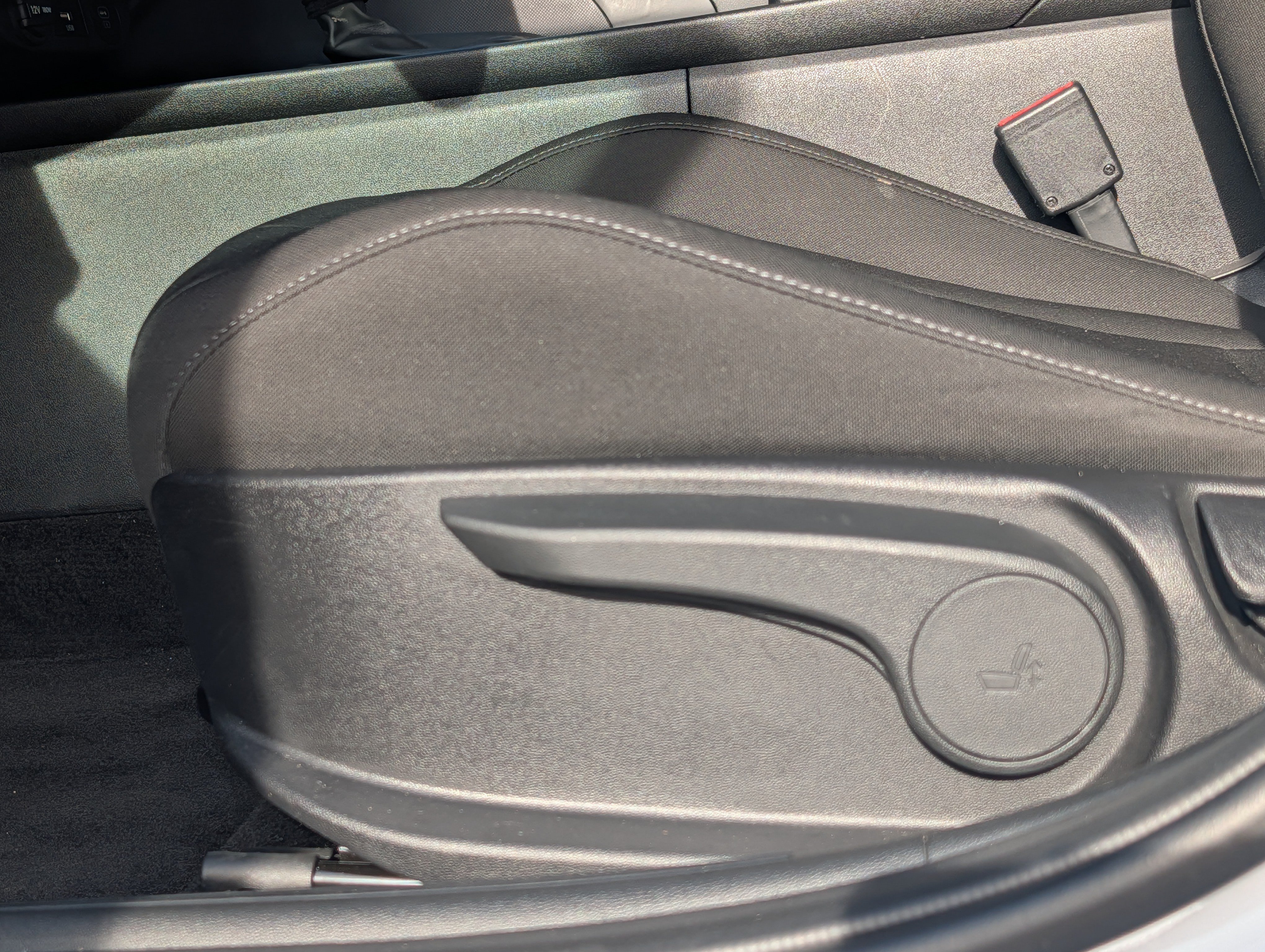 Certified 2025 Hyundai Elantra Sport FWD image 20