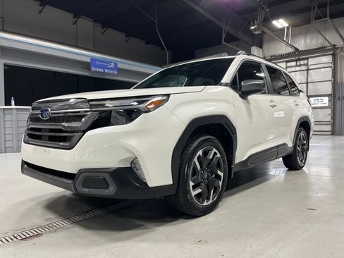 Used 2026 Subaru Forester Limited AWD/4WD image 3