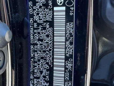 Used 2025 Toyota Crown Signia Limited image 27