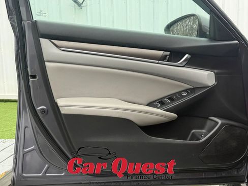 Used 2019 Honda Accord LX image 11