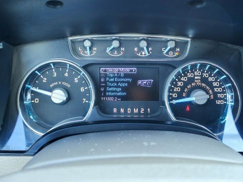 Used 2013 Ford F150 Lariat w/ Luxury Equipment Group image 12