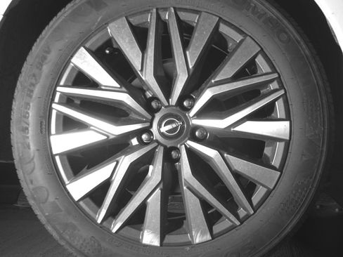 Used 2025 Nissan Altima 2.5 SV FWD image 15