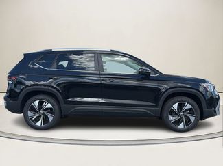 New 2026 Volkswagen Taos SE AWD/4WD video 2