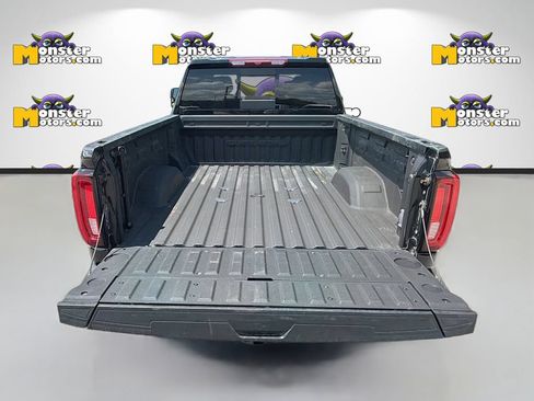 Used 2022 GMC Sierra 2500 Denali AWD/4WD image 31