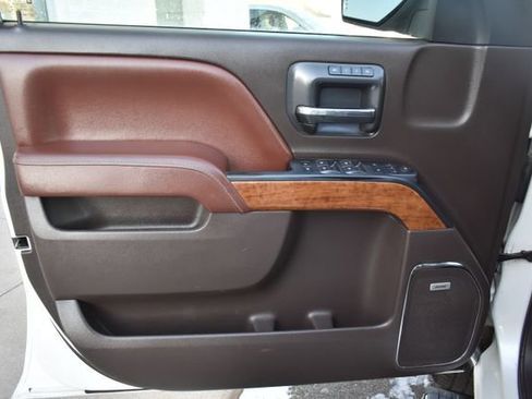 Used 2016 Chevrolet Silverado 1500 High Country image 14