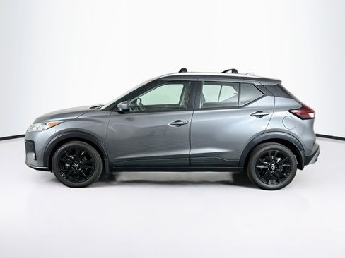 Used 2024 Nissan Kicks SV w/ Interior Electronics Package FWD image 4