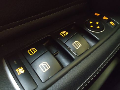 Used 2018 Mercedes-Benz GLE 350 4MATIC w/ Premium 1 Package image 27