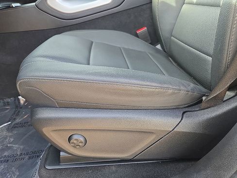 Used 2025 Mercedes-Benz GLE 350 4MATIC image 23