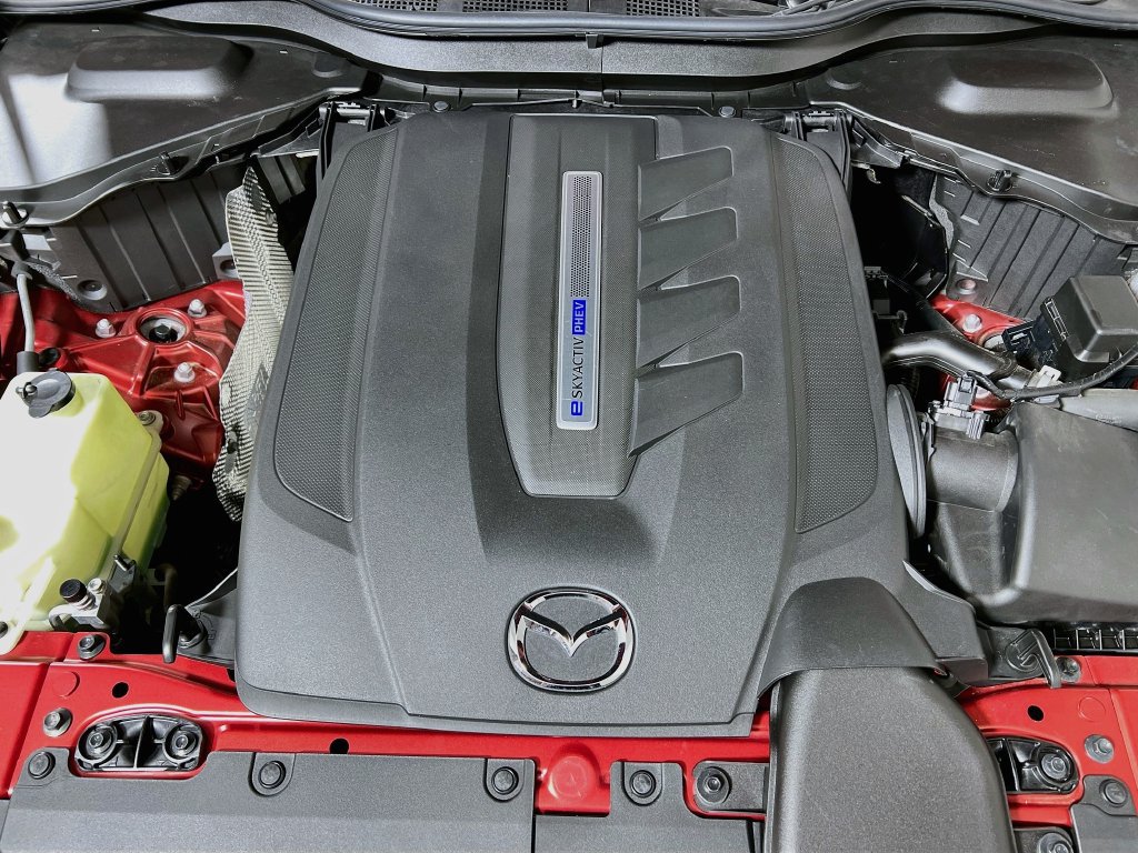 Used 2024 MAZDA CX-90 Plug-In Hybrid w/ Premium Plus AWD/4WD image 28