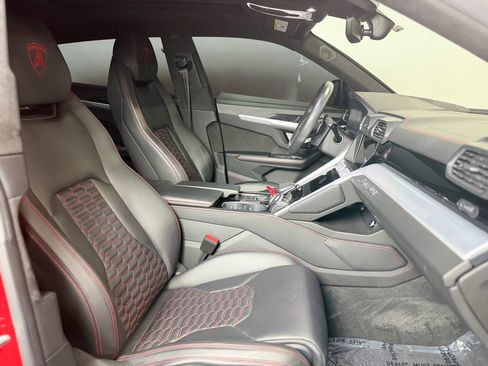 Used 2019 Lamborghini Urus Sport Utility 4D image 21