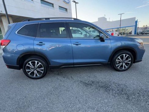 Used 2020 Subaru Forester Limited w/ Popular Package #3 image 9