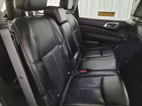 Used 2017 Nissan Pathfinder SL image 61