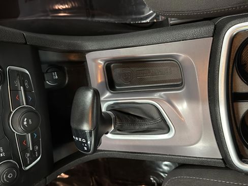 Used 2023 Dodge Charger SXT RWD image 18