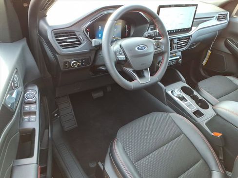 Used 2025 Ford Escape ST-Line Select w/ Tech Pack #1 image 8