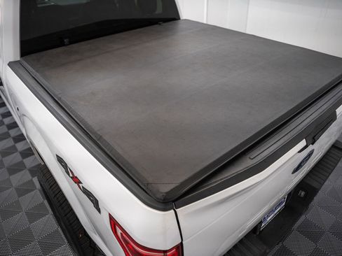 Used 2018 Ford F150 XLT w/ Trailer Tow Package AWD/4WD image 10