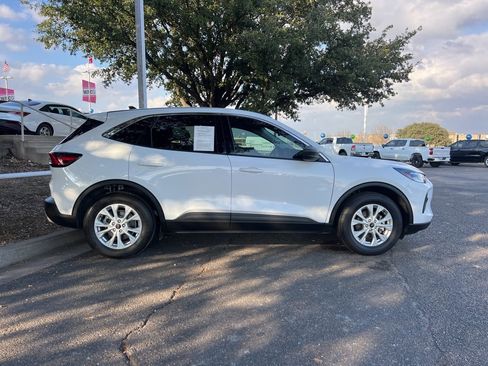 Used 2024 Ford Escape Active image 8