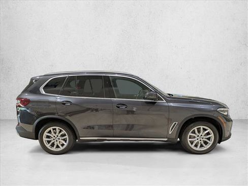 Used 2023 BMW X5 xDrive40i w/ Premium Package AWD/4WD image 4