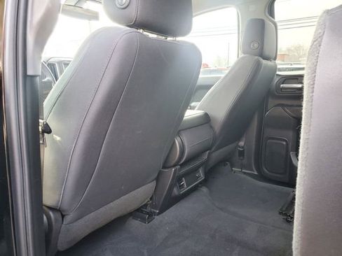 Used 2019 Chevrolet Silverado 1500 Custom Trail Boss w/ Custom Convenience Package image 10