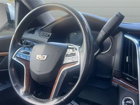 Used 2017 Cadillac Escalade Premium Luxury w/ LPO, Radiant Package image 12