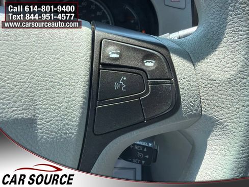 Used 2012 Toyota Sienna LE w/ Towing Pkg FWD image 12