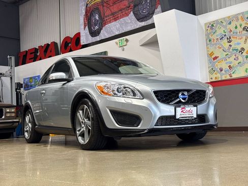 Used 2013 Volvo C30 FWD image 31