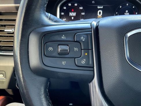 Used 2024 GMC Sierra 2500 Denali Ultimate image 19