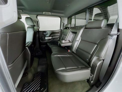 Used 2018 Chevrolet Silverado 1500 LTZ Z71 w/ Redline Edition image 28