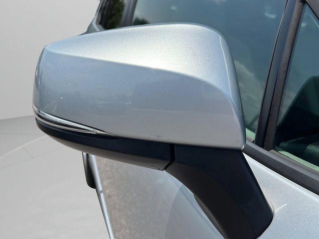 Used 2022 Toyota Corolla Cross LE FWD image 25