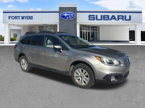 Used 2017 Subaru Outback 2.5i Premium image 6