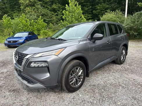 Used 2023 Nissan Rogue S AWD/4WD image 3