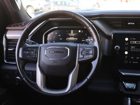 Used 2022 GMC Sierra 1500 Denali w/ Denali Reserve Package image 24