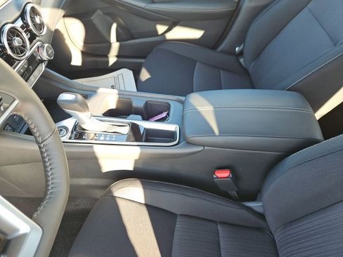 New 2025 Nissan Sentra SV w/ All-Weather Package image 25