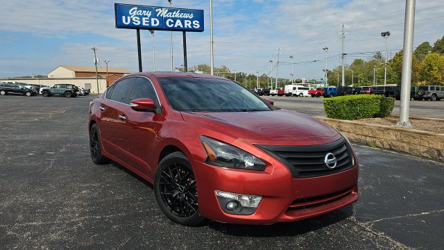 Used 2013 Nissan Altima 2.5 SL w/ Technology Pkg FWD image 9