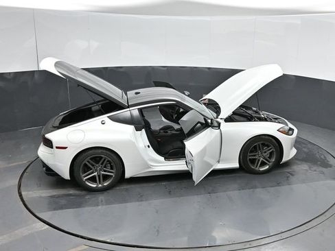 Used 2024 Nissan Z Sport w/ Floor Mat Package RWD image 61